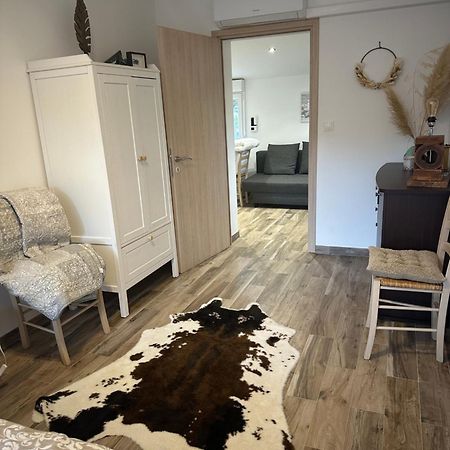La Maisonnette De Chantecoucou Le Cannet-des-Maures Exteriér fotografie