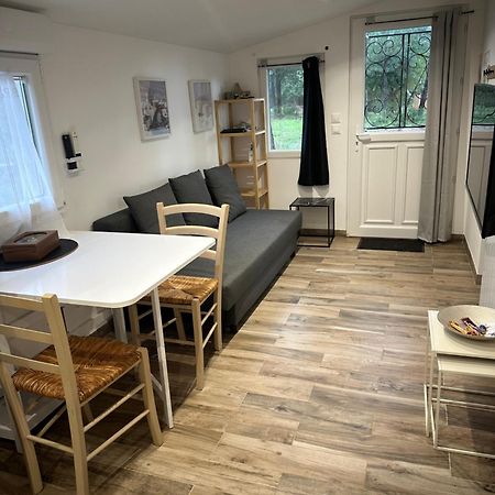 La Maisonnette De Chantecoucou Le Cannet-des-Maures Exteriér fotografie